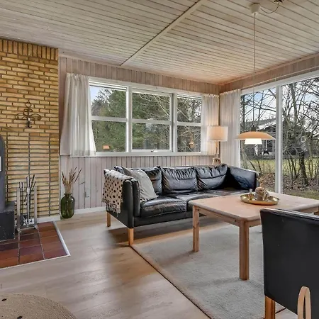 C11237-hemmet-gamma-8